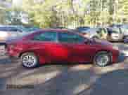 2015 Toyota Camry SE z VIN 4T1BF1FK8FU902401, wystawiony jako IAAI lot #43374452 z przebiegiem 103 323 mil mil oraz . Historia ofert i sprzedaży dostępna na DreamBid. Obrazek 14.