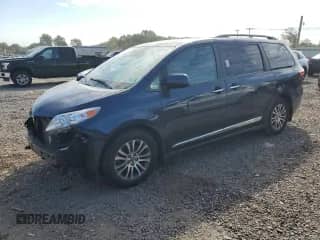 2019 Toyota Sienna XLE Premium with VIN 5TDYZ3DC0KS993417, listed as a Copart auction lot 70944555 with 97,008 mi miles and Salvage title. Bid and sale history available at DreamBid. Image 1.