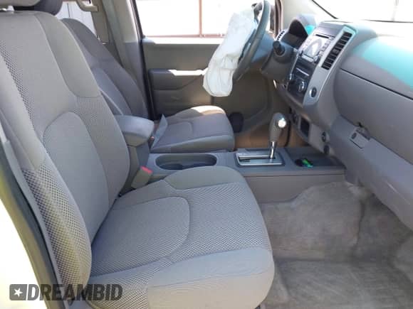 2017 Nissan Frontier Pro-4X z VIN 1N6AD0EV1HN756073, wystawiony jako IAAI lot #42703206 z przebiegiem 96 557 mil mil oraz . Historia ofert i sprzedaży dostępna na DreamBid. Obrazek 5.