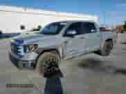 2019 Toyota Tundra SR5 с VIN 5TFHY5F15KX845980, выставлен на аукционе Copart как лот 71916695 с пробегом 97 577 миль миль и Списание • Salvage title. История ставок и продаж доступна на DreamBid. Изображение 1.