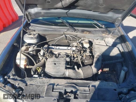 2005 Chevrolet Malibu Classic z VIN 1G1ND52F25M171916, wystawiony jako IAAI lot #42192421 z przebiegiem 165 936 mil mil oraz . Historia ofert i sprzedaży dostępna na DreamBid. Obrazek 10.