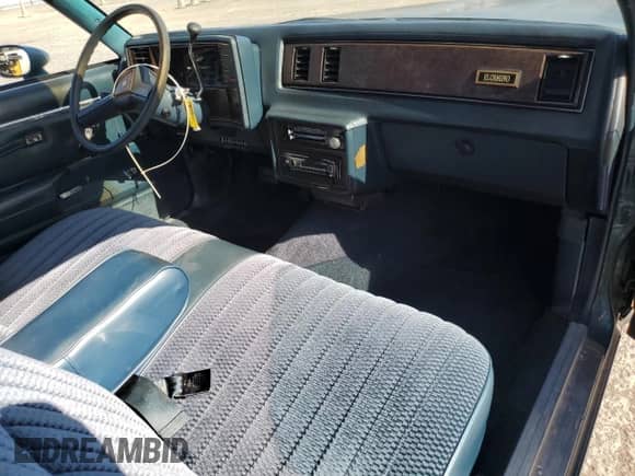 1985 Chevrolet El Camino с VIN 3GCCW80H8FS906236, выставлен на аукционе Copart как лот 65647755 с пробегом 121 018 миль миль и Списание • Salvage title. История ставок и продаж доступна на DreamBid. Изображение 8.