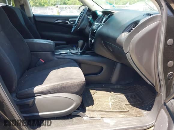 2015 Nissan Pathfinder SV с VIN 5N1AR2MN8FC723996, выставлен на аукционе IAAI как лот 42536234 с пробегом 207 087 миль миль и . История ставок и продаж доступна на DreamBid. Изображение 5.