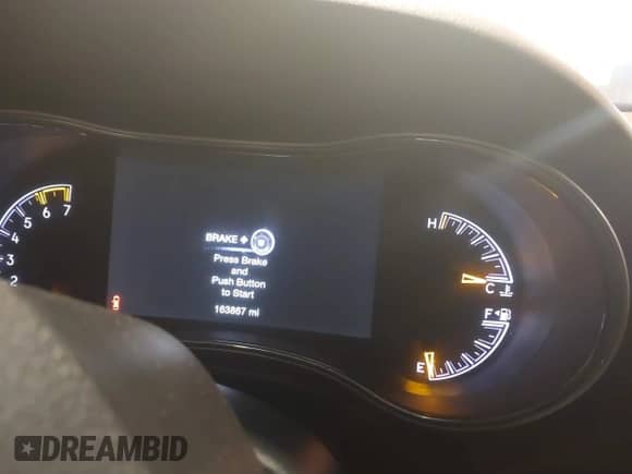 2018 Jeep Grand Cherokee Summit с VIN 1C4RJFJT4JC379861, выставлен на аукционе IAAI как лот 41959397 с пробегом 163 867 миль миль и . История ставок и продаж доступна на DreamBid. Изображение 7.