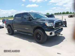 2013 Toyota Tundra с VIN 5TFEM5F1XDX064776, выставлен на аукционе IAAI как лот 42783368 с пробегом 131 570 миль миль и . История ставок и продаж доступна на DreamBid. Изображение 1.