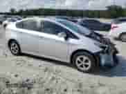 2014 Toyota Prius Three с VIN JTDKN3DU4E1763469, выставлен на аукционе Copart как лот 82250325 с пробегом 101 065 миль миль и Списание • Salvage title. История ставок и продаж доступна на DreamBid. Изображение 4.