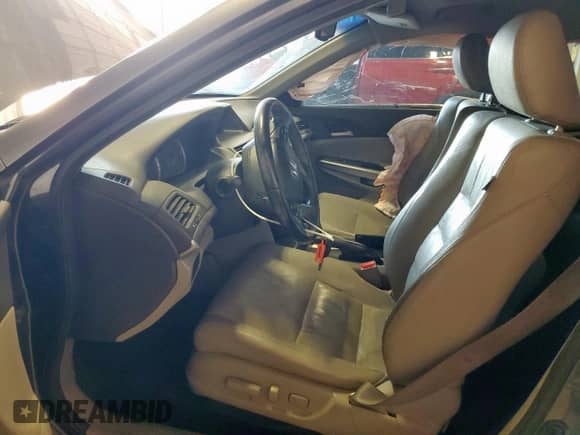 2010 Honda Accord EX-L with VIN 1HGCP2F82AA192570, listed as a Copart auction lot 68333385 with 187,592 mi miles and Salvage title. Bid and sale history available at DreamBid. Image 7.