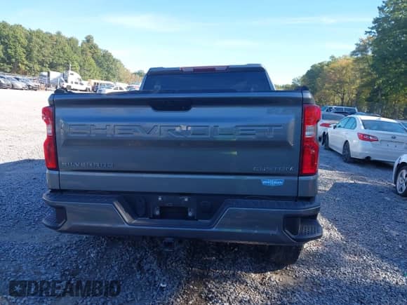 2021 Chevrolet Silverado 1500 Custom with VIN 3GCPYBEK7MG297508, listed as a IAAI auction lot 43355316 with 62,726 mi miles and . Bid and sale history available at DreamBid. Image 16.