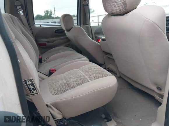 2002 Ford F-150 XLT с VIN 1FTRW08L42KA53781, выставлен на аукционе IAAI как лот 42676745 с пробегом 196 890 миль миль и . История ставок и продаж доступна на DreamBid. Изображение 8.