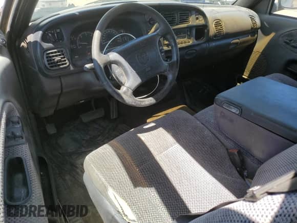 1999 Dodge 1500 с VIN 1B7HC13Z7XJ515964, выставлен на аукционе Copart как лот 68810355 с пробегом 195 994 миль миль и Списание • Salvage title. История ставок и продаж доступна на DreamBid. Изображение 8.