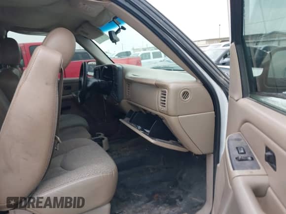 2006 Chevrolet Silverado 1500 LT1 с VIN 1GCEC19Z76Z275194, выставлен на аукционе IAAI как лот 41926268 с пробегом 257 647 миль миль и . История ставок и продаж доступна на DreamBid. Изображение 5.