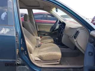 2001 Hyundai Elantra GLS z VIN KMHDN45D11U096796, wystawiony jako IAAI lot #43431582 z przebiegiem 80 970 mil mil oraz . Historia ofert i sprzedaży dostępna na DreamBid. Obrazek 5.