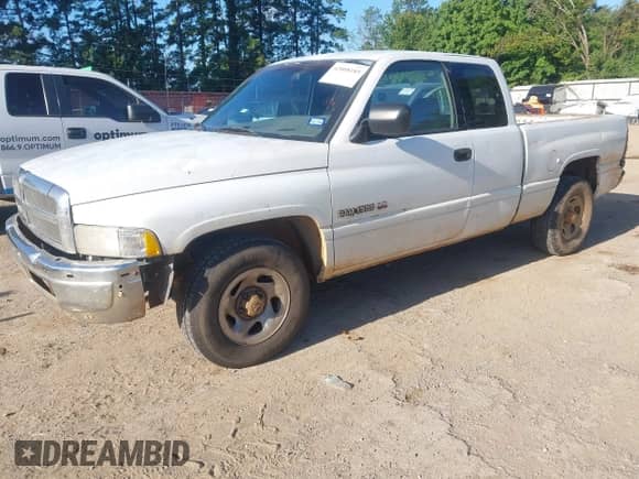1997 Dodge 1500 with VIN 3B7HC13Y1VG825386, listed as a IAAI auction lot 42808185 with 252,612 mi miles and . Bid and sale history available at DreamBid. Image 2.