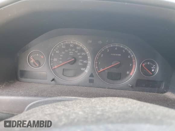 2008 Volvo S60 2.5T с VIN YV1RH592682676058, выставлен на аукционе Copart как лот 71983685 с пробегом Не указан миль и На запчасти • Non repairable. История ставок и продаж доступна на DreamBid. Изображение 9.