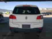 2012 Volkswagen Tiguan S с VIN WVGCV7AX2CW515758, выставлен на аукционе Copart как лот 52456355 с пробегом 179 907 миль миль и Чистый • Clean title. История ставок и продаж доступна на DreamBid. Изображение 6.