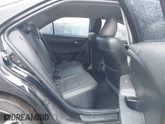 2017 Toyota Camry XLE z VIN 4T1BF1FK8HU793652, wystawiony jako IAAI lot #43517495 z przebiegiem 116 318 mil mil oraz . Historia ofert i sprzedaży dostępna na DreamBid. Obrazek 8.