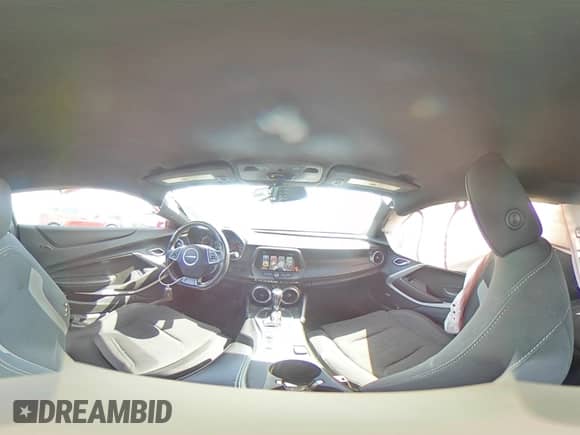 2018 Chevrolet Camaro 1LT z VIN 1G1FB1RX5J0150755, wystawiony jako Copart lot #52884375 z przebiegiem 91 317 mil mil oraz Szkoda całkowita • Salvage title. Historia ofert i sprzedaży dostępna na DreamBid. Obrazek 13.