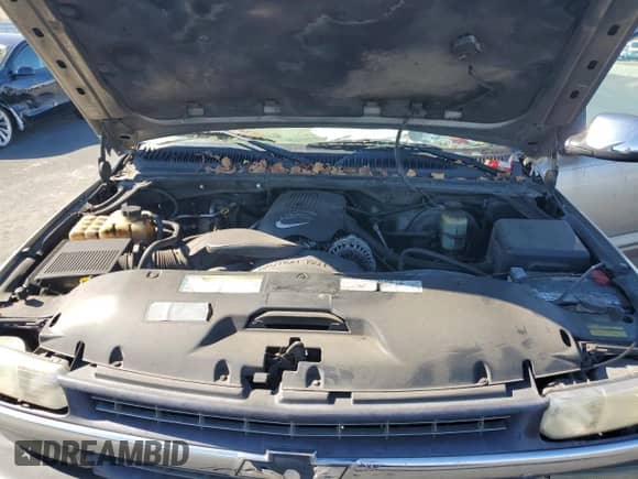 2001 Chevrolet Silverado 1500 LS z VIN 1GCEK19T81E123004, wystawiony jako Copart lot #90468215 z przebiegiem Nie podano mil oraz Czysty tytuł • Clean title. Historia ofert i sprzedaży dostępna na DreamBid. Obrazek 11.