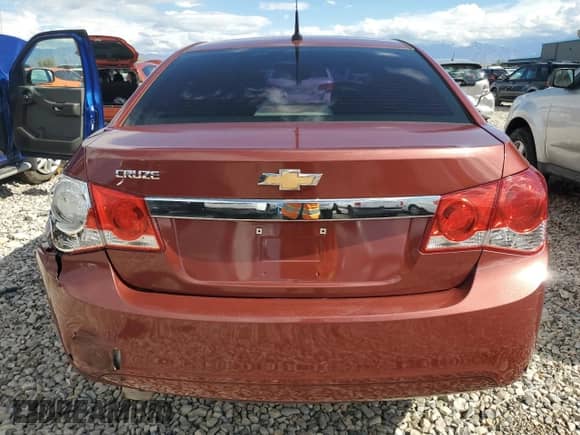 2012 Chevrolet Cruze LS с VIN 1G1PC5SH1C7403978, выставлен на аукционе Copart как лот 85555635 с пробегом 176 796 миль миль и Списание • Salvage title. История ставок и продаж доступна на DreamBid. Изображение 6.