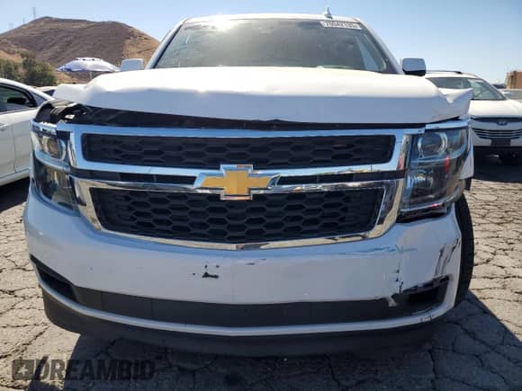 2019 Chevrolet Suburban LT с VIN 1GNSCHKC5KR187585, выставлен на аукционе Copart как лот 70042135 с пробегом 105 410 миль миль и Списание • Salvage title. История ставок и продаж доступна на DreamBid. Изображение 5.