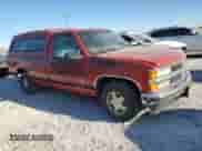 1998 Chevrolet Silverado 1500 с VIN 1GCEC14R6WZ224034, выставлен на аукционе Copart как лот 77813434 с пробегом 258 064 миль миль и Списание • Salvage title. История ставок и продаж доступна на DreamBid. Изображение 4.
