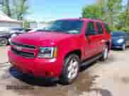 2013 Chevrolet Tahoe LS with VIN 1GNSKAE05DR187598, listed as a IAAI auction lot 42104827 with 314,751 mi miles and . Bid and sale history available at DreamBid. Image 2.