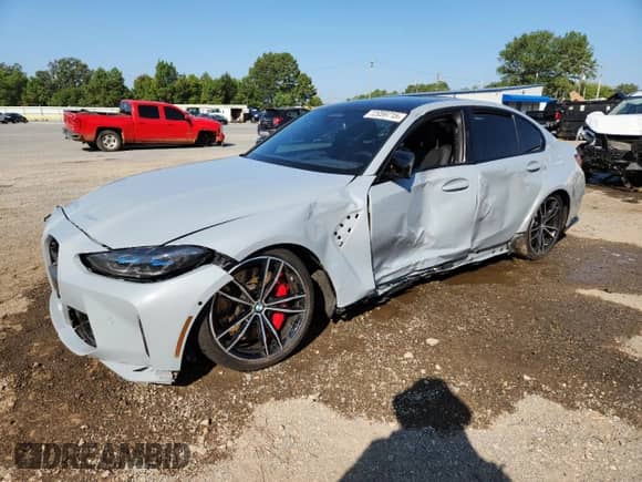 2023 BMW M3 Competition xDrive z VIN WBS43AY04PFN52698, wystawiony jako Copart lot #72059715 z przebiegiem 36 680 mil mil oraz Szkoda całkowita • Salvage title. Historia ofert i sprzedaży dostępna na DreamBid. Obrazek 1.
