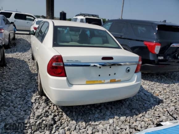 2004 Chevrolet Malibu z VIN 1G1ZS52F34F130124, wystawiony jako Copart lot #58025145 z przebiegiem 205 550 mil mil oraz Czysty tytuł • Clean title. Historia ofert i sprzedaży dostępna na DreamBid. Obrazek 6.