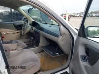 2004 Chevrolet Malibu Classic z VIN 1G1ND52F04M655324, wystawiony jako IAAI lot #41840800 z przebiegiem 230 074 mil mil oraz . Historia ofert i sprzedaży dostępna na DreamBid. Obrazek 5.