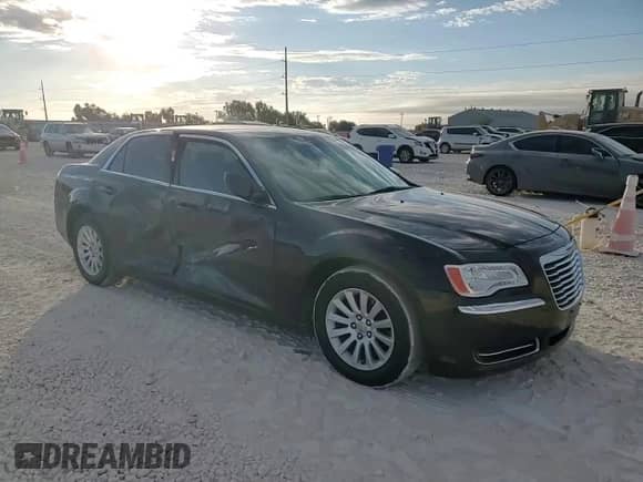 2012 Chrysler 300 with VIN 2C3CCAAGXCH267656, listed as a Copart auction lot 85364255 with 81,538 mi miles and Salvage title. Bid and sale history available at DreamBid. Image 13.
