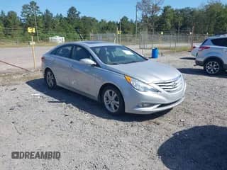 2011 Hyundai Sonata Limited с VIN 5NPEC4AC5BH155341, выставлен на аукционе IAAI как лот 43353512 с пробегом 235 457 миль миль и . История ставок и продаж доступна на DreamBid. Изображение 1.