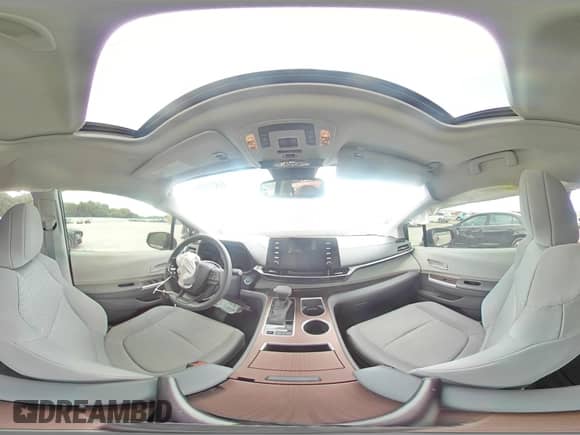 2022 Toyota Sienna LE with VIN 5TDBSKFC5NS046539, listed as a Copart auction lot 68213685 with 47,438 mi miles and Salvage title. Bid and sale history available at DreamBid. Image 15.