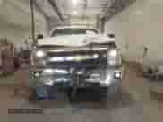 2015 Chevrolet Silverado 2500HD LT z VIN 1GC1KVEG4FF519124, wystawiony jako IAAI lot #43017987 z przebiegiem 144 593 mil mil oraz . Historia ofert i sprzedaży dostępna na DreamBid. Obrazek 12.