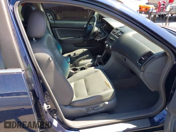 2007 Honda Accord EX-L with VIN 1HGCM66547A063972, listed as a IAAI auction lot 43114336 with 215,777 mi miles and . Bid and sale history available at DreamBid. Image 5.