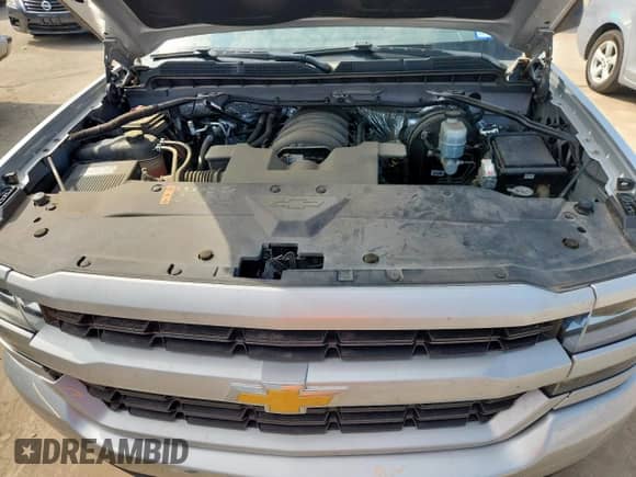 2018 Chevrolet Silverado 1500 Custom с VIN 1GCRCPEC8JZ342917, выставлен на аукционе Copart как лот 62873445 с пробегом 127 786 миль миль и Списание • Salvage title. История ставок и продаж доступна на DreamBid. Изображение 11.
