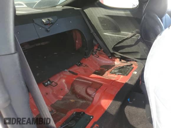 2011 Hyundai Genesis Coupe Track z VIN KMHHU6KHXBU052434, wystawiony jako Copart lot #77558364 z przebiegiem Nie podano mil oraz Szkoda całkowita • Salvage title. Historia ofert i sprzedaży dostępna na DreamBid. Obrazek 10.