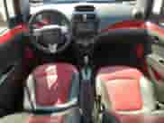 2015 Chevrolet Spark LT z VIN KL8CF6S98FC712573, wystawiony jako Copart lot #46600655 z przebiegiem 76 976 mil mil oraz Czysty tytuł • Clean title. Historia ofert i sprzedaży dostępna na DreamBid. Obrazek 8.