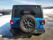 2024 Jeep Wrangler Willys z VIN 1C4PJXDNXRW123485, wystawiony jako Copart lot #45659125 z przebiegiem 25 111 mil mil oraz Szkoda całkowita • Salvage title. Historia ofert i sprzedaży dostępna na DreamBid. Obrazek 6.