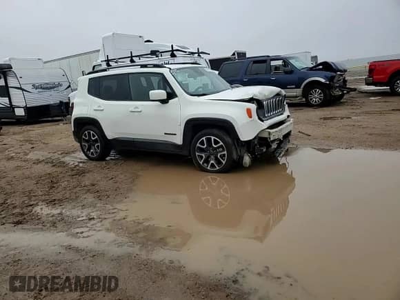 2018 Jeep Renegade Latitude with VIN ZACCJABB6JPG93523, listed as a Copart auction lot 85381095 with 117,694 mi miles and Salvage title. Bid and sale history available at DreamBid. Image 13.