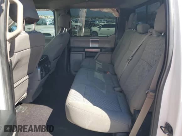 2018 Ford F-150 XL z VIN 1FTEW1EGXJKE75905, wystawiony jako Copart lot #81277955 z przebiegiem 48 545 mil mil oraz Szkoda całkowita • Salvage title. Historia ofert i sprzedaży dostępna na DreamBid. Obrazek 10.