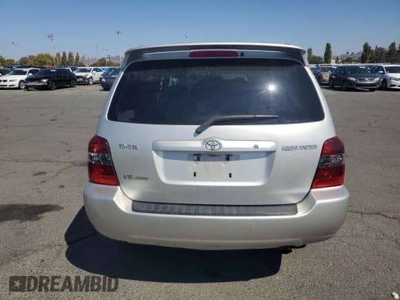 2004 Toyota Highlander с VIN JTEEP21A740022597, выставлен на аукционе Copart как лот 84035445 с пробегом 304 301 миль миль и Списание • Salvage title. История ставок и продаж доступна на DreamBid. Изображение 6.