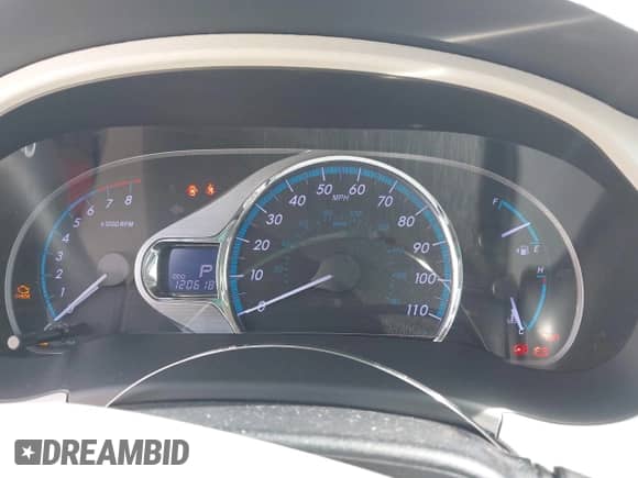 2012 Toyota Sienna XLE AAS with VIN 5TDYK3DC3CS246416, listed as a IAAI auction lot 43163250 with 120,618 mi miles and . Bid and sale history available at DreamBid. Image 7.