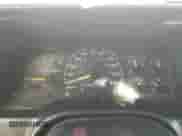 1998 Chevrolet Silverado 2500 z VIN 1GCGK29J0WE147043, wystawiony jako Copart lot #83372654 z przebiegiem 193 245 mil mil oraz Szkoda całkowita • Salvage title. Historia ofert i sprzedaży dostępna na DreamBid. Obrazek 9.