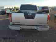 2012 Nissan Frontier SV z VIN 1N6AD0CW4CC446919, wystawiony jako Copart lot #82658195 z przebiegiem 148 977 mil mil oraz Szkoda całkowita • Salvage title. Historia ofert i sprzedaży dostępna na DreamBid. Obrazek 6.