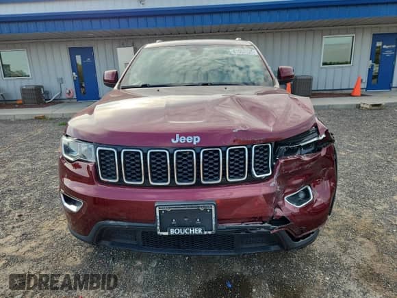 2018 Jeep Grand Cherokee Laredo E with VIN 1C4RJFAG4JC300028, listed as a Copart auction lot 81552525 with 51,260 mi miles and Clean title. Bid and sale history available at DreamBid. Image 5.