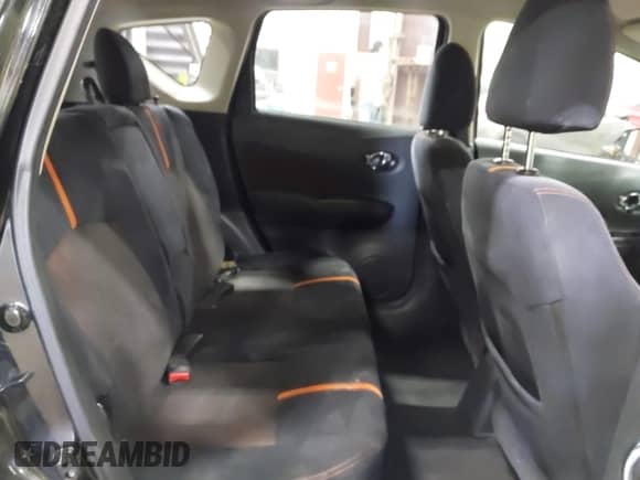 2015 Nissan Note SV z VIN 3N1CE2CP3FL362650, wystawiony jako IAAI lot #41764726 z przebiegiem 117 426 mil mil oraz . Historia ofert i sprzedaży dostępna na DreamBid. Obrazek 8.