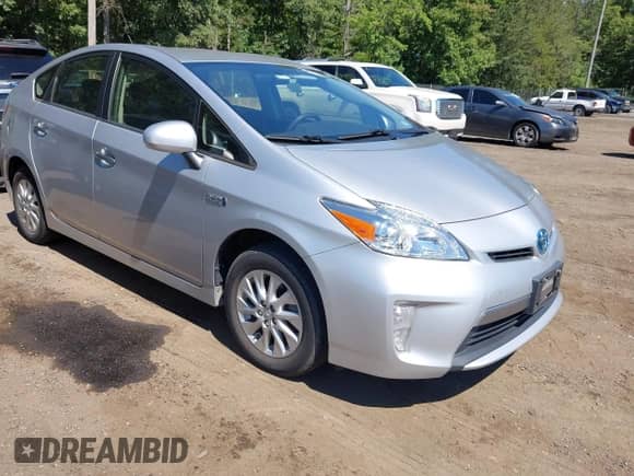 2013 Toyota Prius with VIN JTDKN3DP3D3038247, listed as a IAAI auction lot 43028359 with 126,368 mi miles and . Bid and sale history available at DreamBid. Image 1.