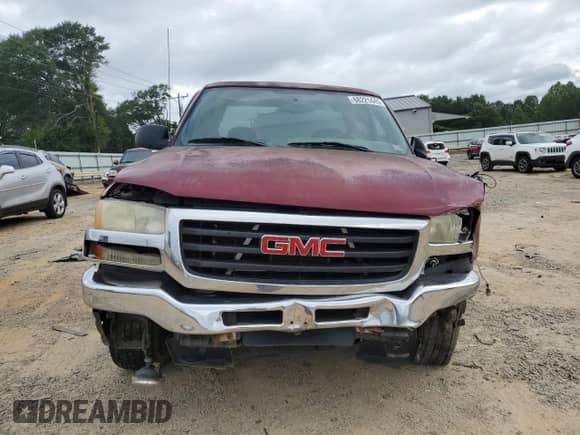 2005 GMC Sierra 1500 SLE z VIN 1GTEK19Z55Z103134, wystawiony jako Copart lot #68221445 z przebiegiem 197 003 mil mil oraz Szkoda całkowita • Salvage title. Historia ofert i sprzedaży dostępna na DreamBid. Obrazek 5.