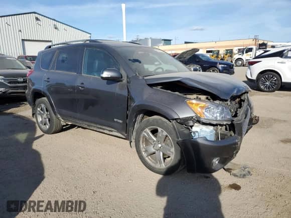 2010 Toyota RAV4 Sport z VIN 2T3RK4DV0AW020955, wystawiony jako Copart lot #80583175 z przebiegiem 204 626 mil mil oraz Czysty tytuł • Clean title. Historia ofert i sprzedaży dostępna na DreamBid. Obrazek 4.