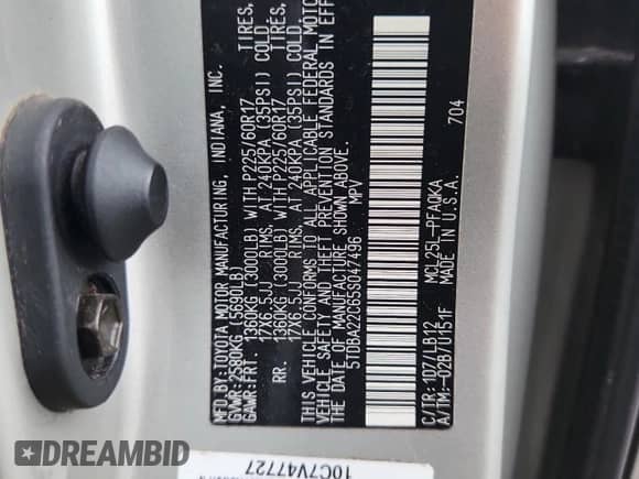 2005 Toyota Sienna XLE z VIN 5TDBA22C65S047496, wystawiony jako Copart lot #65674385 z przebiegiem 175 585 mil mil oraz Szkoda całkowita • Salvage title. Historia ofert i sprzedaży dostępna na DreamBid. Obrazek 13.